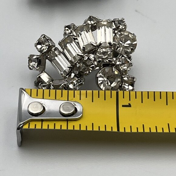 Vintage Kramer Of NY Rhinestone Clip Earrings Baguette Marquise Silver Tone EUC - Picture 5 of 6